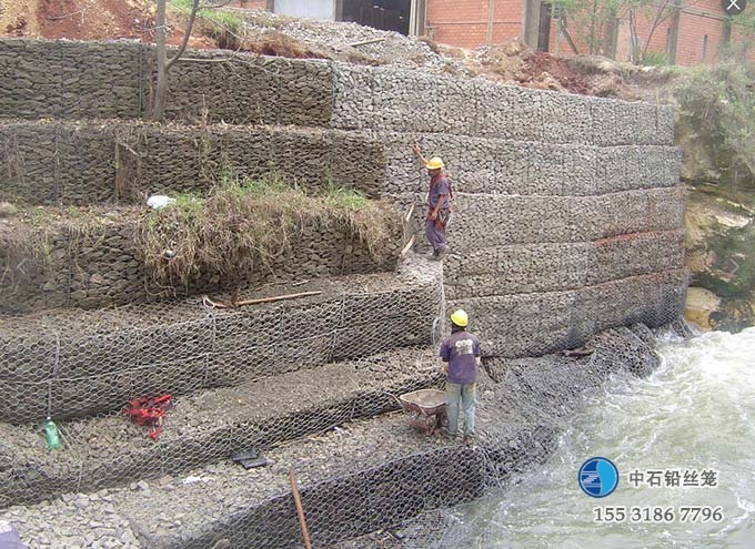 铅丝石笼