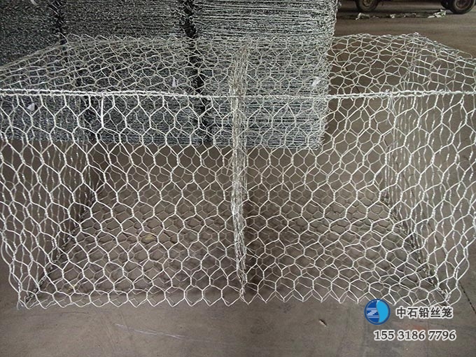 铅丝石笼