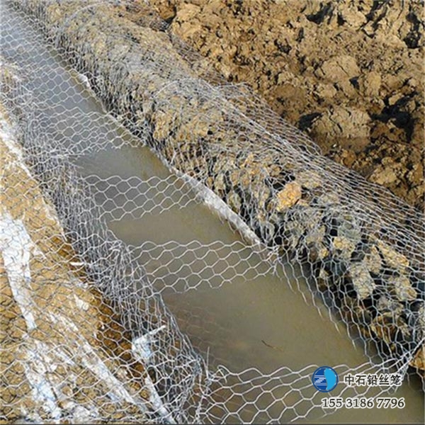 铅丝石笼